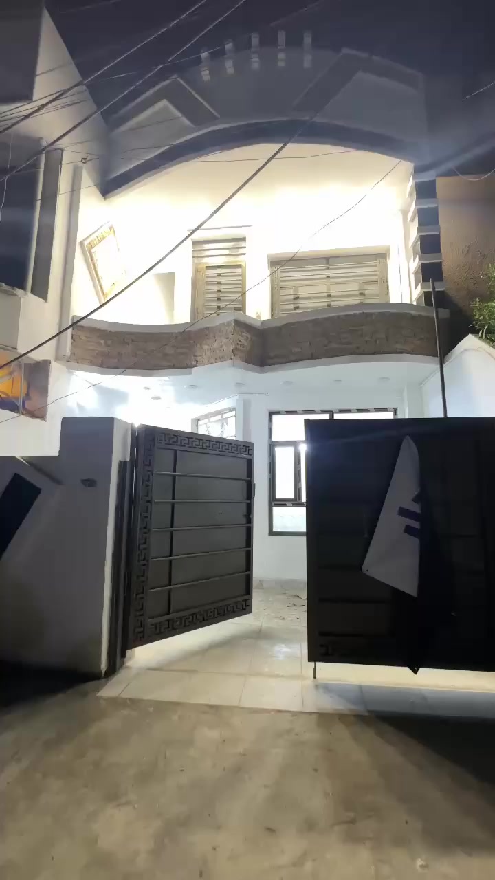 دار ايجار ١٠٠ متر مدير الامن ب٨٠٠ قفل
***********
