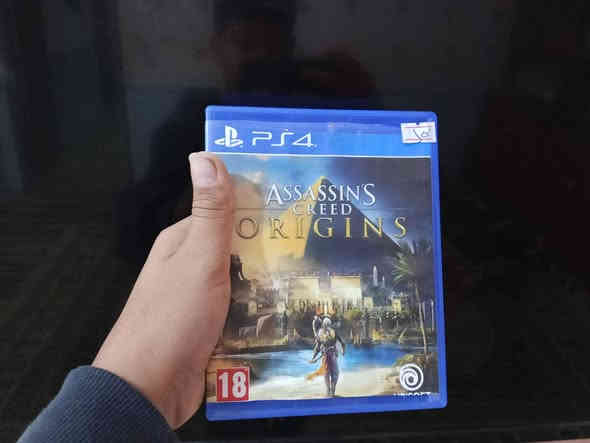 السلام عليكم بلاي 4 سليم كامل ملاحقات وياي يدتين اثنين ويا ثلاث اقراصه ويا العاب تنزيل ما مصلح ولا مفتوح مكاني بصره قضاء المدينه اللي يريد يشتريه السعر بس 225 نريده خلي يخابرني على هذا الرقم***********
