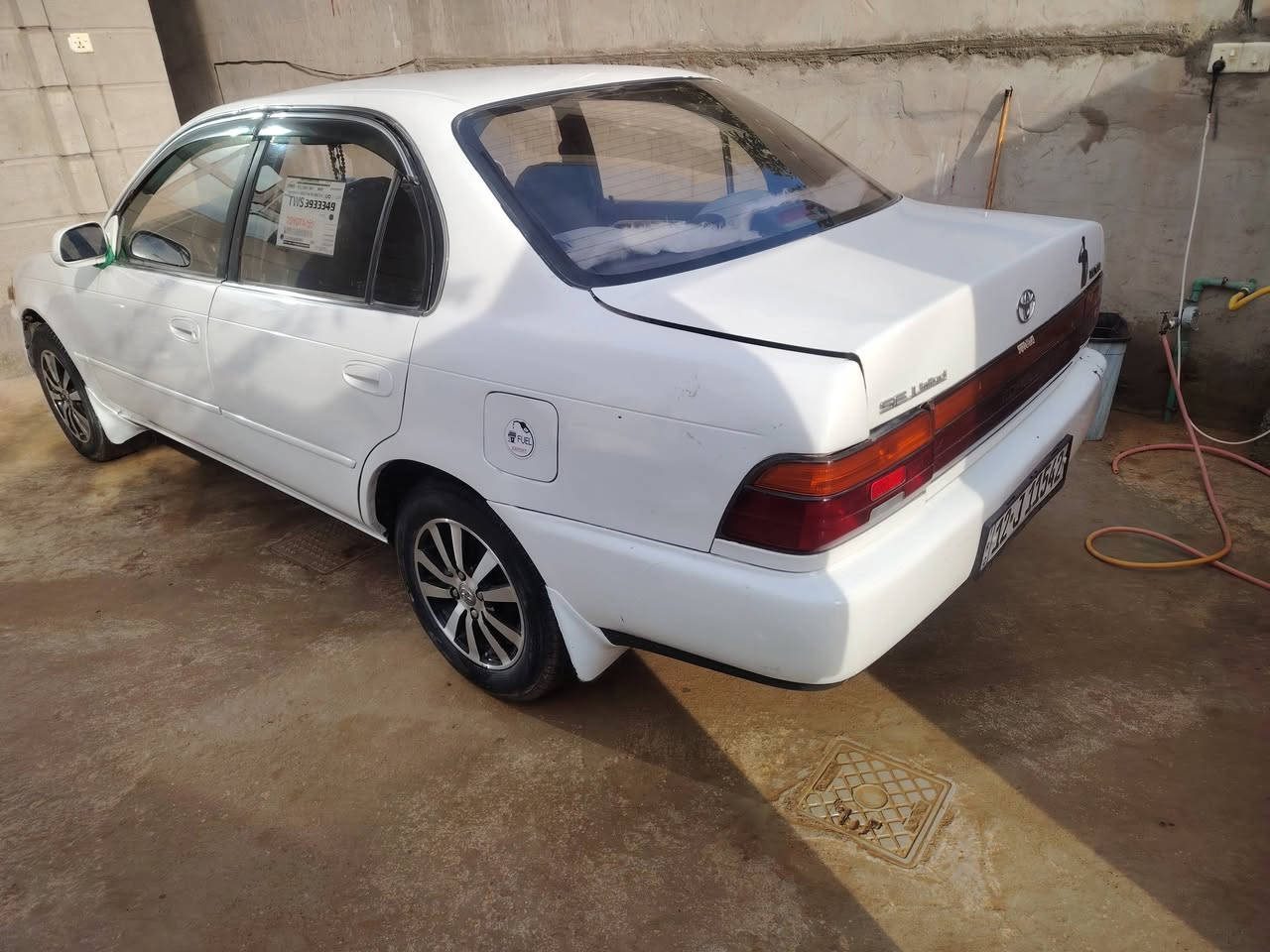 سلام عليكم ورحمة الله وبركاته سياره كورولا للبيع موديل 1991 نضيف حيل مل بيت سعره 60 بيها مجال قليل طيبين رقم ***********
