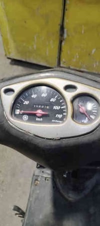 شباب عندي سكنس ياباني 110 نثيه دراجه صاروخ كلجات رياضي وبوشه 55 ونص صا...