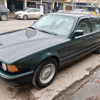 بي ام دبليو 🚗  حجم 735👋 موديل 1990✋ رقم نينوى اوربي 🙋 سنويه وهزه جديده...