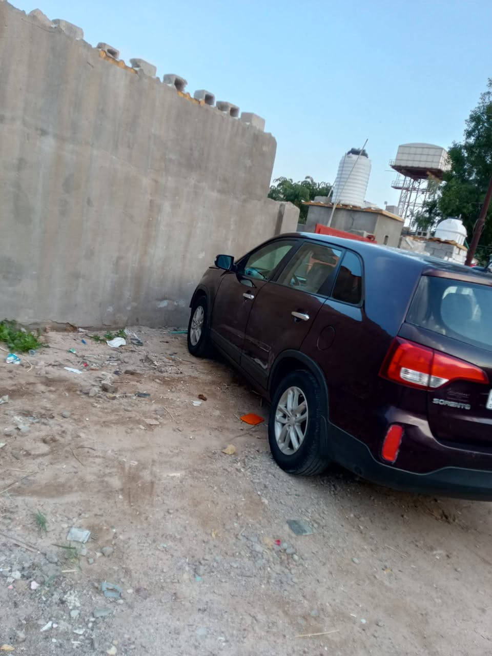 السلام عليكم سورنتو للبيع وارد امريكي بيها بنيد وجاملغ موديل ا2014     //ماشيه 182الف حقيقي
رقم انكليزي بابل بسمي   تحويل ثاني يوم مشروع وطني سياره غاز بانزين  مكينه  4سلندر  مكان السياره العماره ميسان السعر 135 رقم الهاتف
*********** عمارة, ميسان
