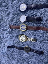 ساعات • عاطلات • توصيل