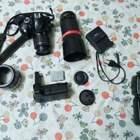 كانره للبيع D3300 السعر (٥٠٠)وبيهة مجال  رقم 07772066698 موجود وتساب