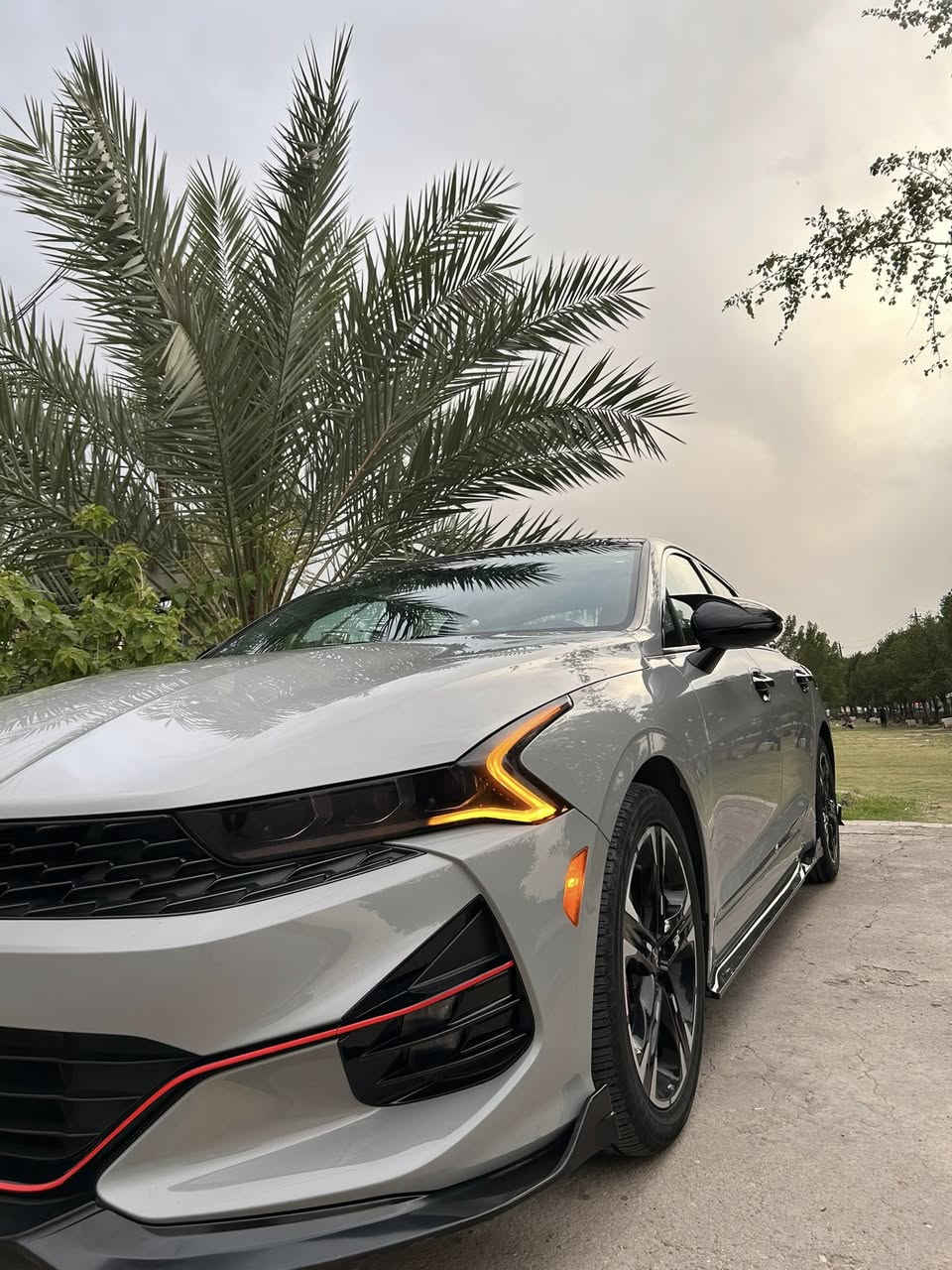 كيا كي فايف 2023 فئه GTLine فول مواصفات
لون آسمنتي داخل احمر 
ماشيه 36الف km
وارد امريكي ضررها بسيط جاملغ وباب مبدله بباب بلادي. وبيها بارد شبر فقط 
ارضيات حوضية وياها  
بصمة
بانوراما
داخل جلد احمر 
شاشه كبيره مال فول مدعومه بنظام GPS وكار بلي 
شاحن تلفون لاسلكي
رادارات محيطيه 
قيادة ذاتيه 
اوتو ستوب امامي
اوتو ستوب خلفي 
هاند بريك بصمه
نظام اوتو هولد
وسائل ترحيب 
كامره خلفيه داره فولHD 
ويل كب الجبير
نطام مري متحسس
خمس مودات قياده
تدفئه بالسترين
اشاير بالمري
بك لايت ليد
محرك 1600 تيربو 
ومواصفات الجيتي لاين معروفة
السعر 195$   
الله شاهد من امريكا طالعة ب16.500 
ونقل وتصليح وكمرك وكماليات اصليه السياره صارت عليه اكثر من 24 الف $ 
والوصولات موجوده وبالعافية على الي ياخذها 
رقم الهاتف ***********
