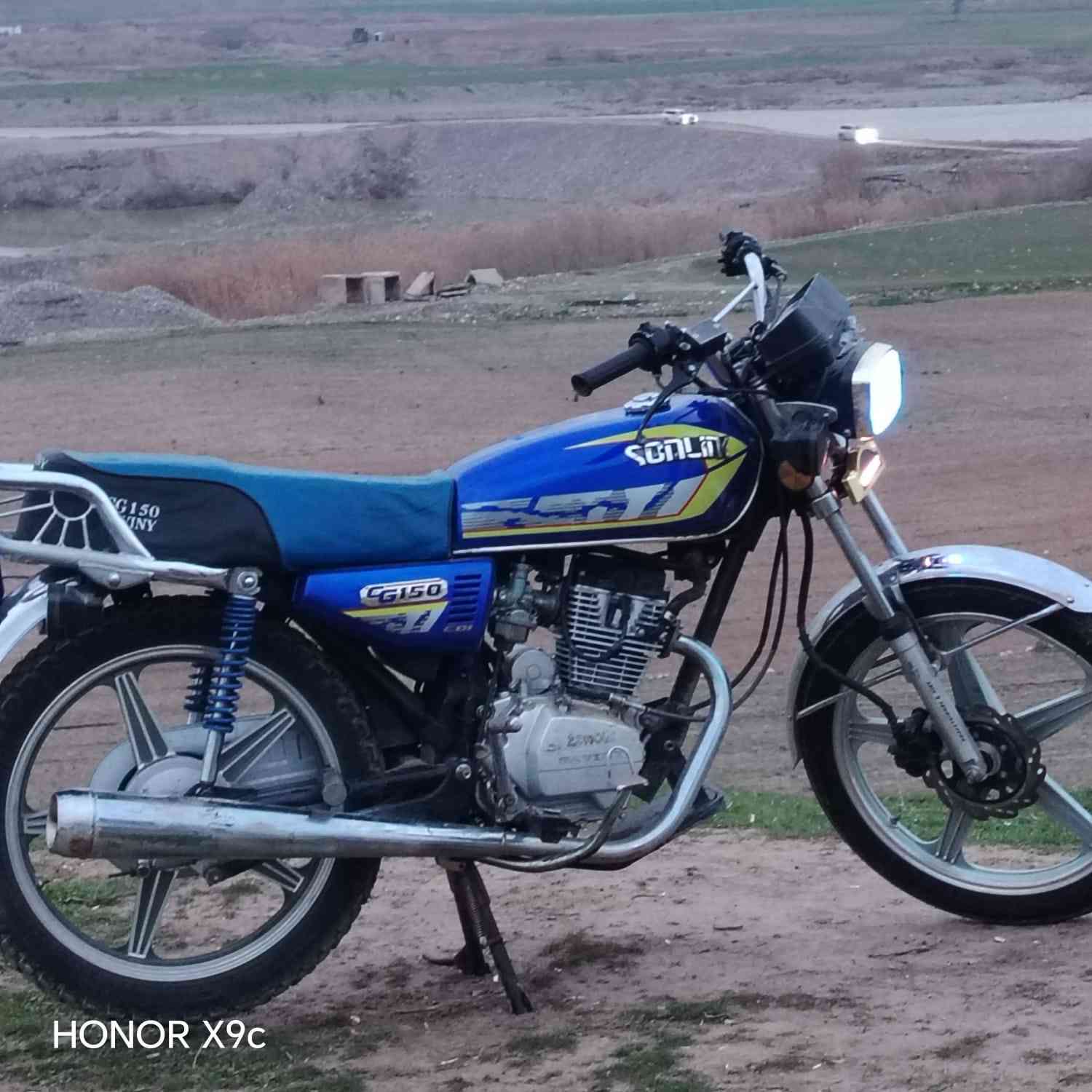 اللبيع
مطور نضيف كلش 
5 قير  محرك نضيف 
ما عايزو اي شي شغل وامشي 

2020
محرك 150
 سلف شغال 
تشغيل عن بعد 
 نضافه مثل ما بين كدامك   
السعر 400   اربيل طاب زاوه


**إذا كنت صاحب هذا الإعلان وتريد حذفه لأي سبب، رجاءا أرسل رسالة إلى الدعم الفني**