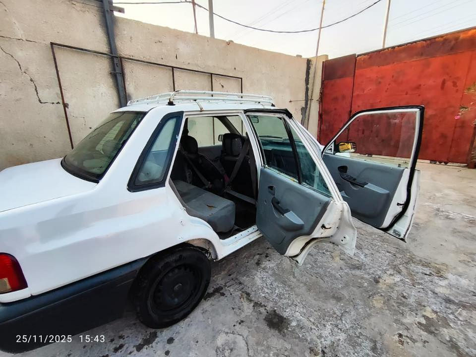 للبيع
سايبه مديل 2010 سياره حلوه شوف العين كشرها نضيف سياره شغاله السنويه منتهيه من 2020 رقم بصره راعيها بلبصره ويريد تحويل السعر 18 بيها مجال بسيط الموقع البصرة كرمة علي ابو صخير . 0782 699 2875
