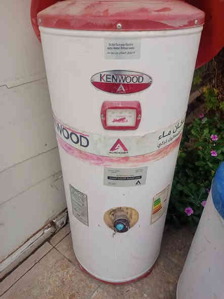 للبيع سخان جديد جدآ 120 السعر قفل 50 
سخان صغير نظيف جدآ السعر قفل 25
تانكي ماء نظيف جدآ السعر قفل 20
ميز متر نص نظيف جدآ السعر قفل 25
اوتي بخاري شغال نظيف جدآ السعر 25 
كرسي صلاه خشب تسكام درجه اولا قفل 25 
الاستفسار ***********
