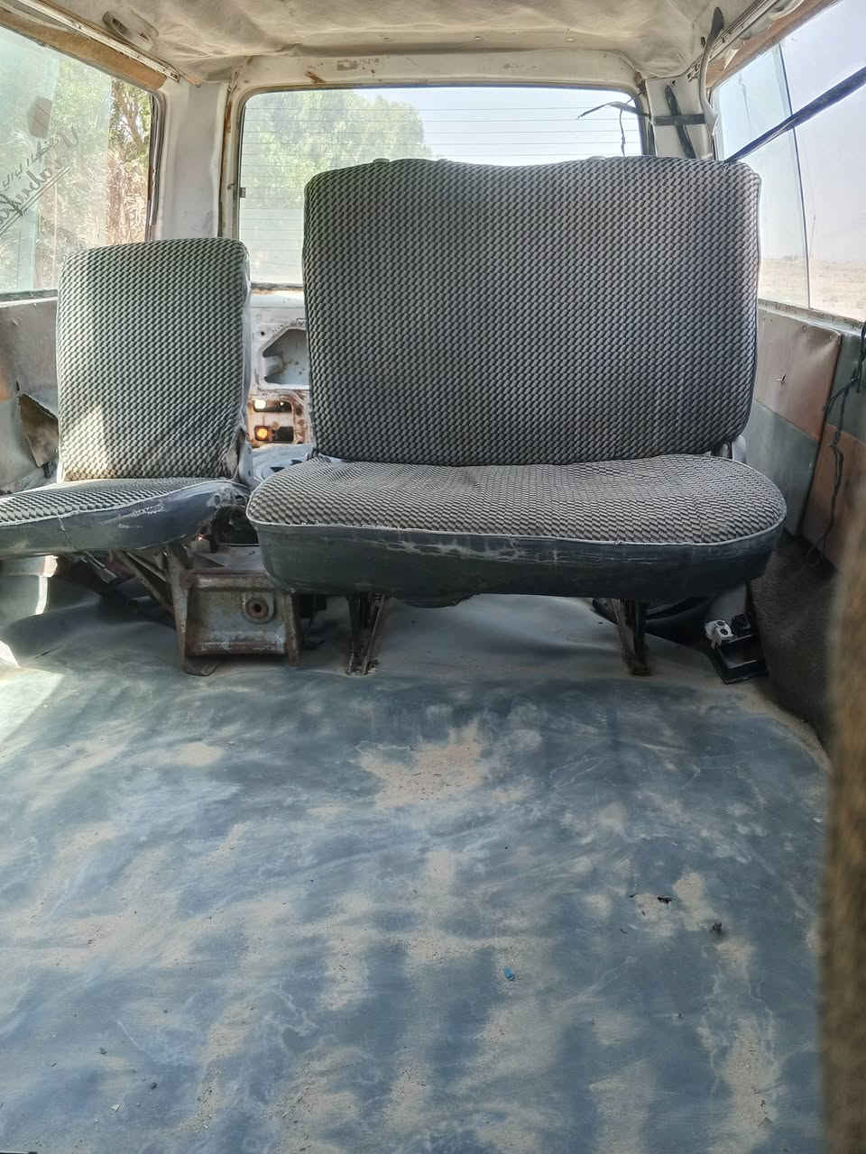 سياره بستا مكينه جديده حداديه جديده سياره جاهزه رقم نجف مكاني نجف خان نص *********** سعر مناسب
