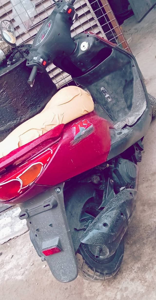 للبيع بريز نضيفه وشغاله اي خلل مابيها مكاني شعب حي اور  سعر 350وبيها مجال لطيبين متوفر واتساب  ***********
