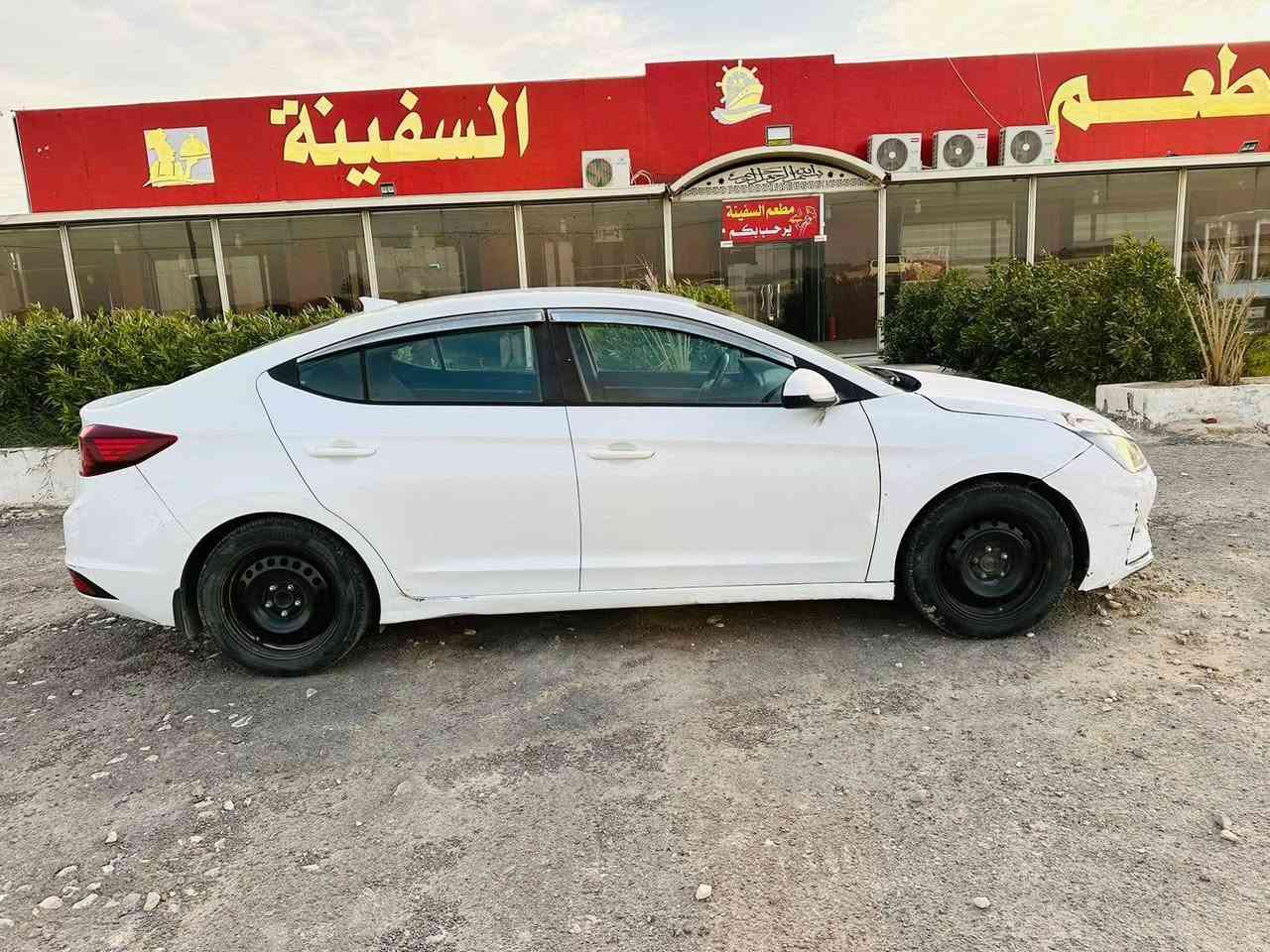 السلام عليكم ورحمة الله وبركاته
***********
***********
للبيع النترا موديل ٢٠١٩ وارد امريكي مصبوغه عام بدون دواخل رقم واسط مشروع وطني تحويل مباشر الرقم الجديد
مكينه ٢٠٠٠ دوش
كامرا دواره
حساس
رادار
السياره ليبل واحد
السعر ١٠٣
مكاني كوت
مكلف بالنشر
