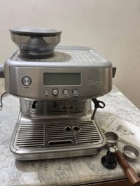 ماكنة قهوة • سيج بارستا برو • مستعملة