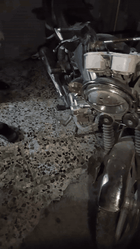 السلام عليكم شلونكم اخوان هاي الدراجات عندنا للبيع نظيفات بس مهمولات شغالات الدراجات اثنينهن الدايوان سعرها واحد وبيها مجال والماكس المنغولي سعرها 400 وبيها مجال للشراي هذا الرقم والاستفسار يخابرني وسهله شوف الدراجات ونظافتهن وشغالات الدراجات اثنينهن ***********
