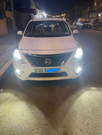 نيسان صني هندي 2021 عداد الكيلو 76الف سياره مكفوله ما عدا ملاحظات بسيط...