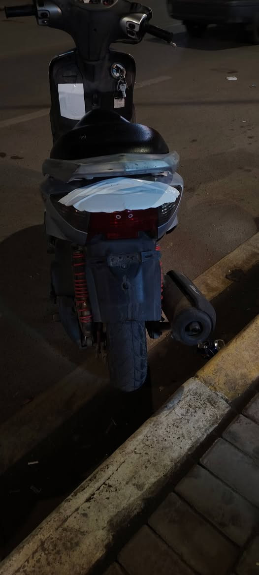 سكنس نثيه
دراجه صار شهرين من نازله من الرمبه نضيفه
كفرات مختمه من كوريا
محرك ممفتوح جيب مصلح وياك و افحص
ويل امامي بلادي والخلفي كذالك
دبلات بلادي
لايت زنون بك لايت شغال
بريك امامي خلفي
دراجه سلف وهندر شغال
كابريتر /750 وبيها مجال قليل حك الجيه لأن مابيها أي نقص ولا برغي ***********وشكرا
