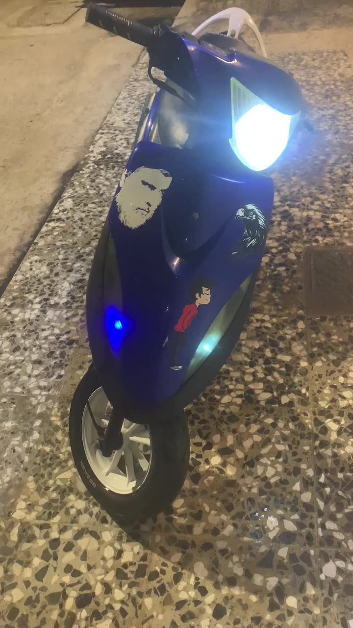 السلام عليكم ماكس عدلة ياباني مكنيه ناعمة دراجة كاملة من  كلشي بس بية خيط تبخير شلعة ومعدل دراجة دكة هندر بكل وكت صافية السعر ٣٧٥ وبية مجال مكاني بصرة حيانية 
واتساب ***********
