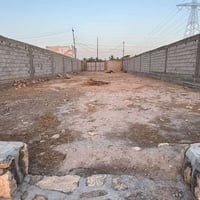 ارض 750متر واجه 10متر نزال 75 سند 25 قرب الجزيره السياحيه بيها كتاب تك...