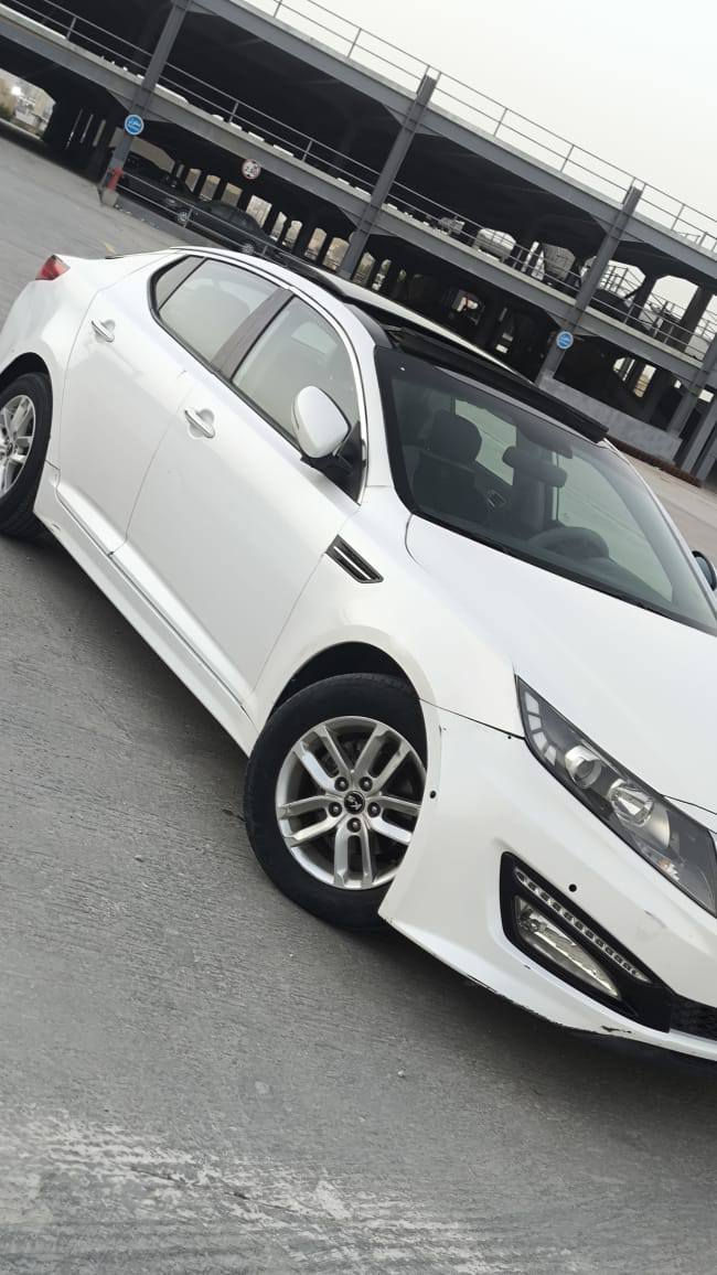 السلام عليك شباب
كيه اولتيمه موديل 2015
بانزين اصل محرك 2000 دوش 
سياره جاهزه من كلشي مكينه وگير وحداديه وتبريد كفاله 
لوحات اربيل انگليزي بدون سنويه 
السعر 50 بيه مجال حگ الجيه 
العنوان ناصريه مركز 
***********
