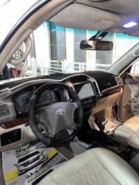 بسم الله آلرحمن الرحيم  -تويوتا برادو2005/ 6سلندر  نظيفه السياره بحالة...