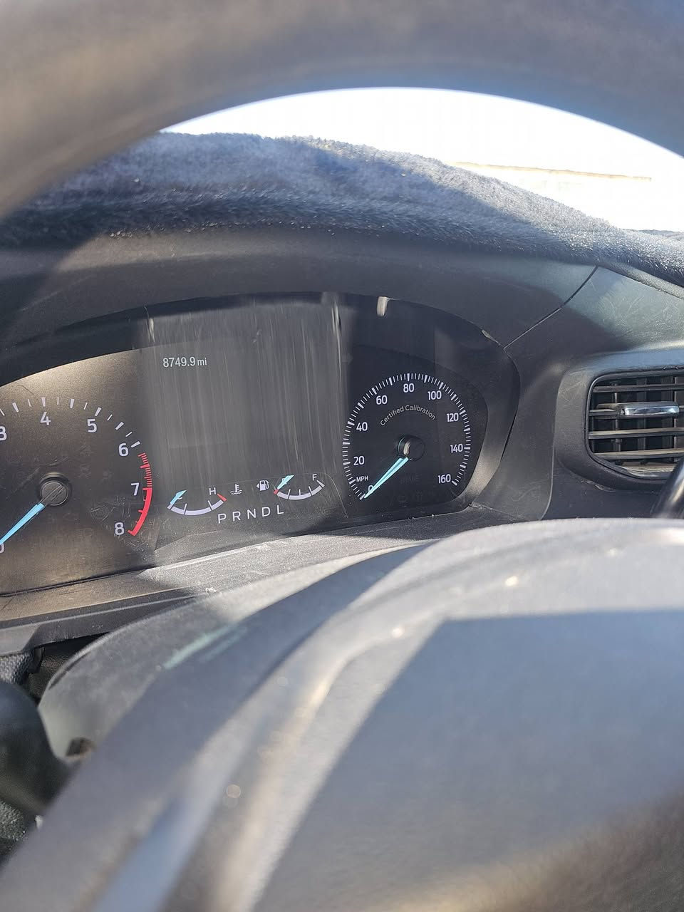 فورد اكسبلور بوليسي موديل 22 محرك 6سلندر 3300 ماشيه 8الف ميل السعر 165بدون رقم  
***********
***********
