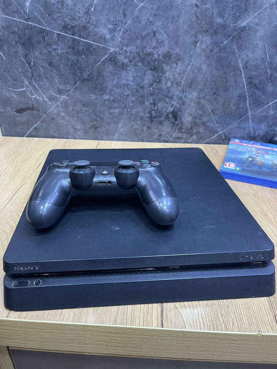 ابلي 4 نضيف بيه 4 جوستيكات  الموقع بغداد بلديات ***********
