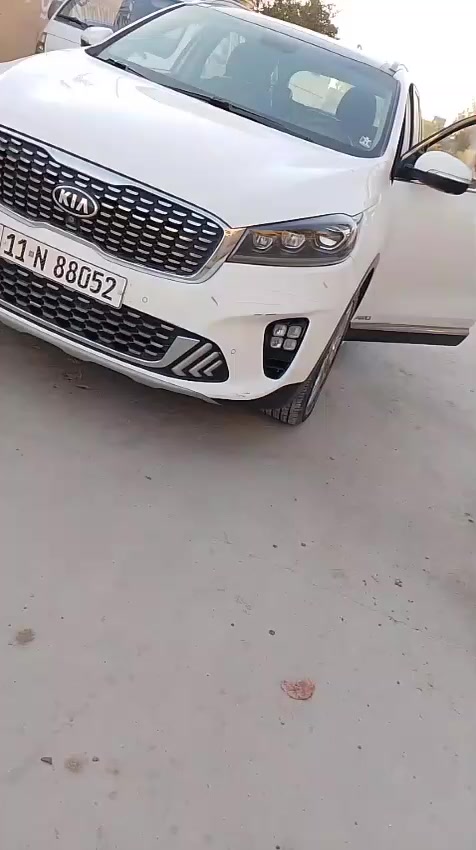 سلام عليكم سورنتو موديل 20 خليجي 6سلندر سلندر سياره مكفولة كفاله عامة سياره فورويل جديده العنوان خان بني سعد ديالى ***********
