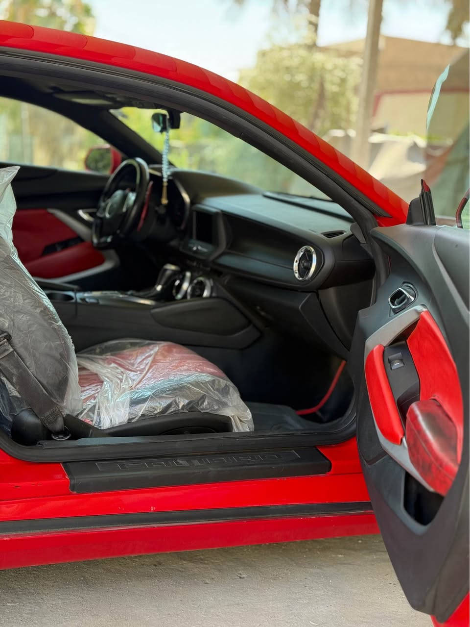 السلام عليكم ورحمة الله

للي يدور جمال + نظافة + قوة بين سيارات الـ V6

🚗 كمارو6_RS سلندر
🔹 موديل:2020
🔹 اللون: أحمر (طماطي)
🔹4 مودات قيادة + كير 10 نمر 🚀
🔹 تشغيل بصمة + تشغيل عن بُعد 🔑
🔹 هاندبريك كهرباء – كاميرا دوّارة – كشنات كهرباء
🔹 شاشة CarPlay أصليه
🔹 عليهه برمجه كلش حلوه 
🔹وشاد عليهه بك لايت Corvette آخر موديل

📍 المسافة: ألف ميل فقط
📍 الرقم: أربيل باسمي وتحويل مباشر
⚙️ المحرك والكير بكفالة
💥 حادث خفيف: جاملغ خلفي + وربع الباب مال الصد ملاون 

💰 السعر:160  
(وبيه مجال بسيط بس للمشتري الجاد)

📍 الموقع: بابل : حله
📞 *********** حلة, بابل
