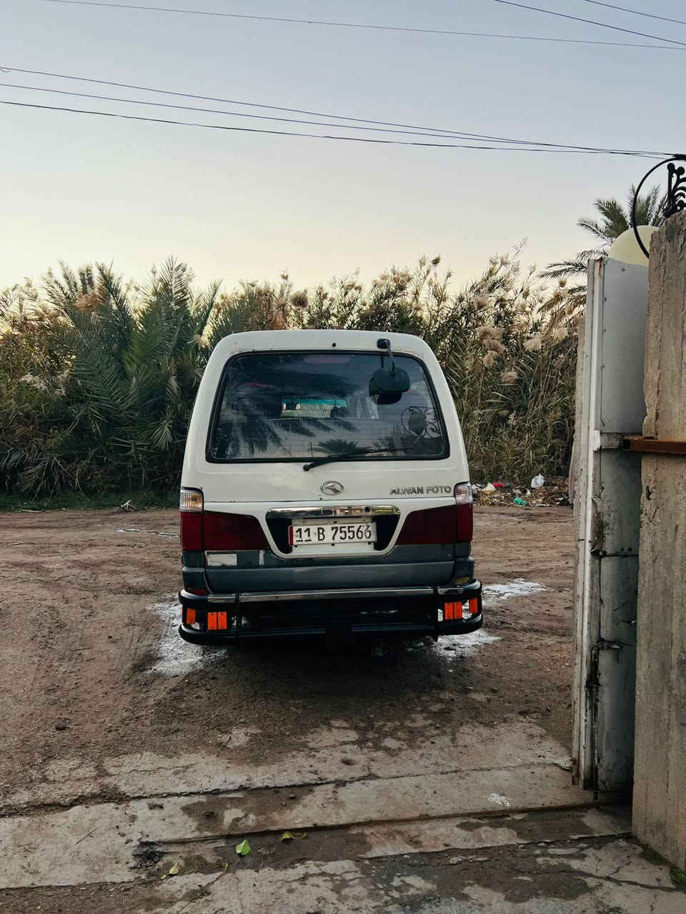 السلام عليكم فاتون للبيع  موديل 12 رقم بغداد دولي مكفوله كفاله عامه كير محرك تخم تاير كهرباءيات شغاله السياره خير من الله  مكاني بابل مشروع المسيب رقم الهاتف *********** السعر 68 وبيه
