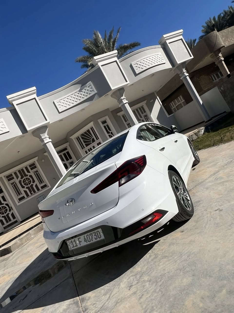 يالله 
النترا 2020خليجي رقم بغداد دولي بأسمي 
سيارة مكفولة وجاهزه من كير وحداديه ومحرك وتخم تاير وتبريد كله جديد 
ترايه شركة
ماشيه 130
سيارة حيل نضيفة 
مكان سيارة كربلاء السعر 166وبيه مجال بسيط 
***********
