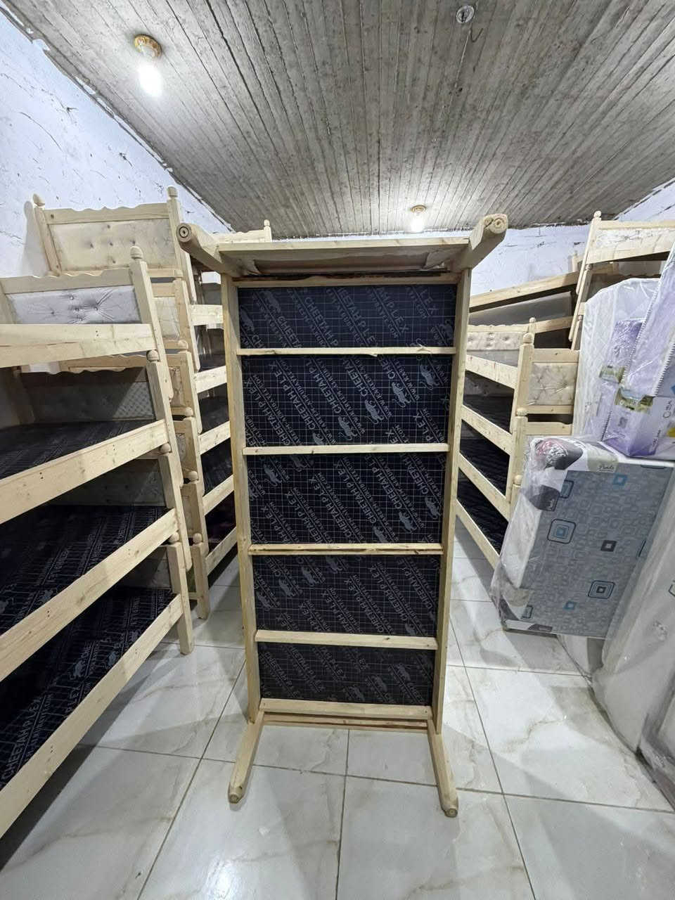 📌توصيل مجانا مجانا  المهيمن
🛏 سرير خشب شغل تسكام عراقي 🇮🇶
القياس:📐 190 × 90
السعر: 55 ألف💸
🚚 توصيل مجاني مجاني داخل النجف فقط
اما اقضيه ونواحي 10الف التوصيل 
📞 للحجز والاستفسار اتصل   واتساب
*********** 😊👍💕
