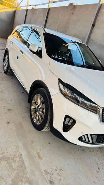 سلام عليكم 
البيع سورنتو 
موديل ٢٠٢٠
رقم اربيل تحويل وكاله 
كفاله عامه 
علا وضع الشركة 
ماشيه ٩٠الف
مكينه ٦
السعر٢٧٠
العنوان واسط الزبيديه 
‏‪***********‬‏
