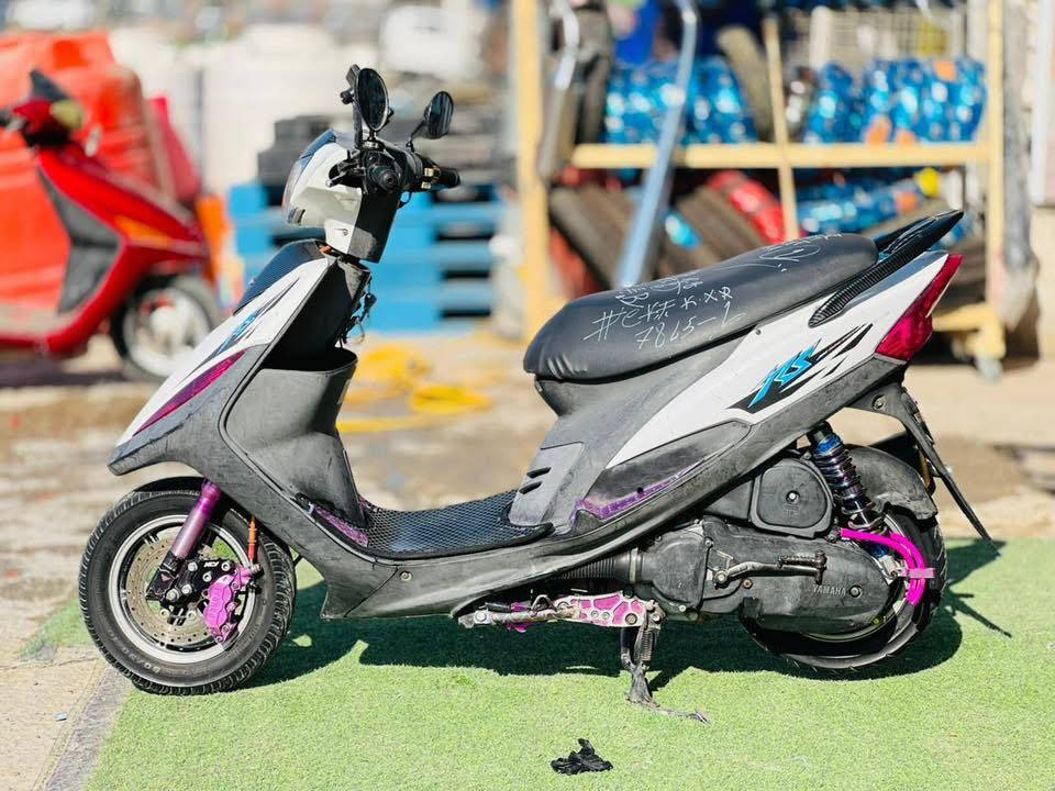 ماكس عدله بلاديه 
الدراجه كفاله عامه 
الدراجه بيها غراض حلوه 
مثل ماموضح ب صوره 
للاستفسار  ***********
مكاني بابل
