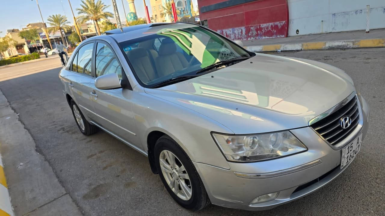 السلام عليكم 🫡 سوناتا خليجي موديل 2009 محرك 2400 ماشيه 160 تخم تاير سياره فول داخل صاج منضومت زنون مكان وبيها سونار بالمنشور 
السياره لانبار الفلوجه السعر 122
***********
***********
