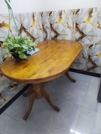 ميز طعام • ثقيل