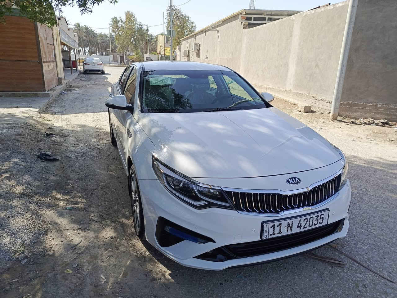 السلام عليكم 
اوبتمه خليجي 2020
مكينه 2400 دوش 
رقم بغداد انكليزي 
بأسمي تحويل ثاني يوم
السيارة بأسمي شخصين
مواصفاتهة معروفة الدوليه 
سنويه لل2031 هزة جديدة
ماشيه 29 الف وقابله للزيادة 
السيارة جديدة بمعنى الكلمه 
رقم  
***********
