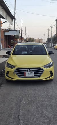 للبيع هيونداي افانتي موديل 2017، منظومة غاز، سيارة جاهزة و بدون اي نقص...