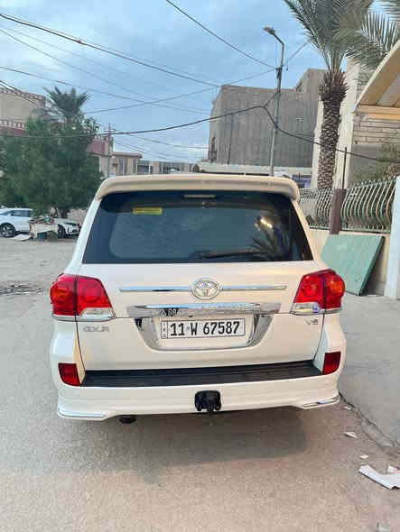 السلام عليكم 
لاندكروز ابريم اصل 
موديل 12
مكينه ٦ سلندر
مكفوله كفاله عامه 
رقم بغداد بسمي 
١٤٠ الف اصل
مكان السياره بابل مركز المدينه 
سعر ٣٩٠ 
***********
***********
