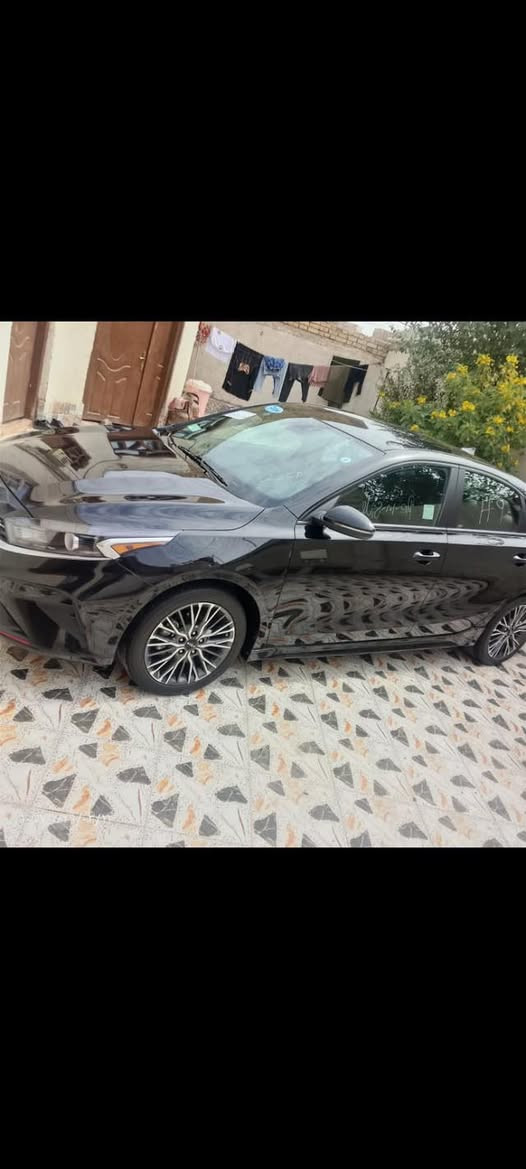 كيا فورتي موديل 2024 جي تي لاين فول مواصفات عدا الفتحه ماشيه 34 رقم ذي قار معوقين معوق ولد شاب سياره جديده على وضع الشركه السعر 150 وبيها مجال ***********
