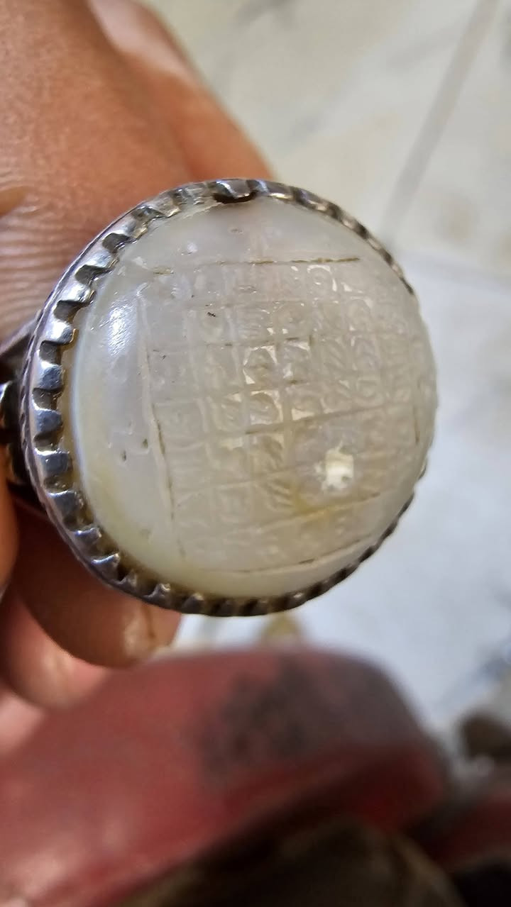 محبس قديم جدا مشگول سعره 125 مع توصيل سعر نهائي


**إذا كنت صاحب هذا الإعلان وتريد حذفه لأي سبب، رجاءا أرسل رسالة إلى الدعم الفني**