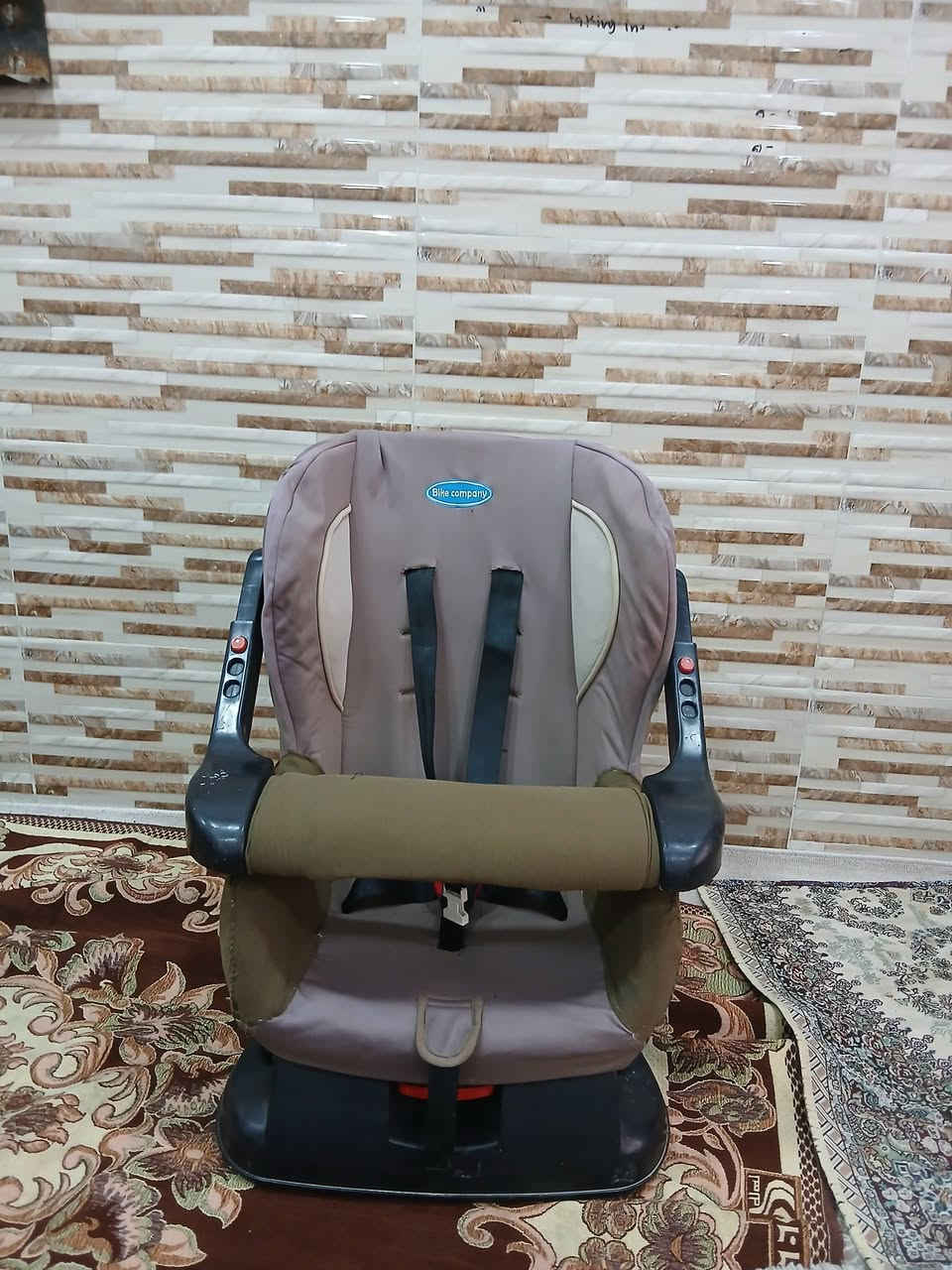 کلهم مضبوط ونضیف ، بالاسعار المناسب ، مکاني السلیمانیە
توصیل موجود في جمیع المحافظات .


**إذا كنت صاحب هذا الإعلان وتريد حذفه لأي سبب، رجاءا أرسل رسالة إلى الدعم الفني**