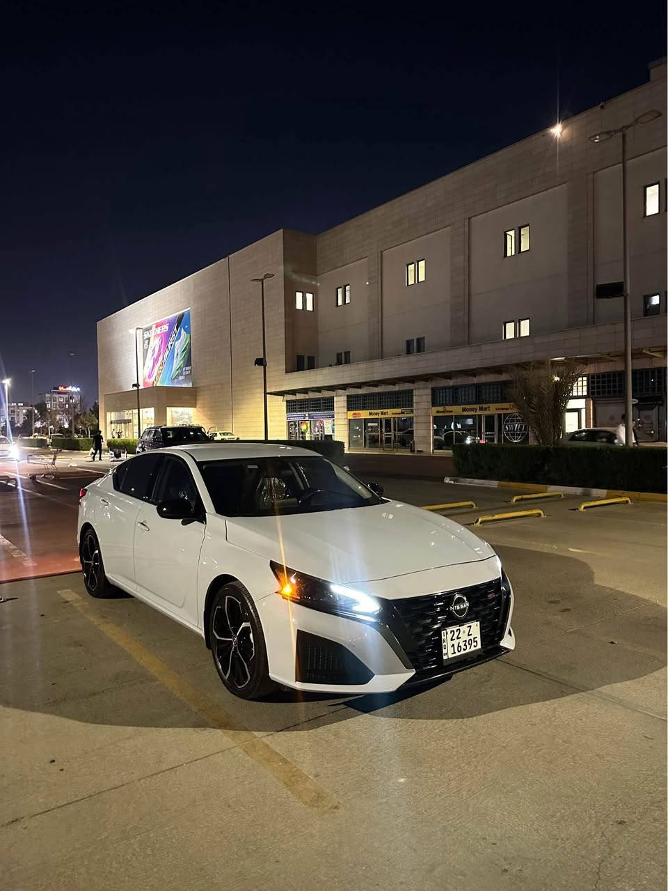 ئاڵتیما رەنگی سمۆکی 
مۆدیل ٢٠٢٣ 
چاملخ و دەرکەی بۆیاغە لای سەیاق 
ناو دەرکەی هەیە تۆزەک 
٤٥ هەزار کیلۆمەتر رۆیشتوە 
*********** 
١٧٥ و کەمێک مەجال أربيل, العراق
