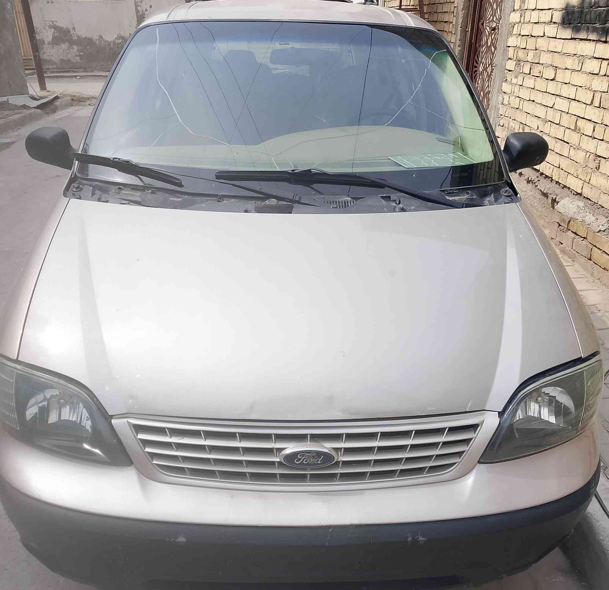 سلام عليكم اعادت نشر فورد وندستار 2002
السياره جاهزه ماعدا التبريد وشغلته بسيطه رقم بغداد بسمنه نكليزي تحويل مباشر 7راكب تريده حمل شتريده تشتغل مكينه افلون كيرمبدل جديد حاويه 

 الاتصال ***********
سيد علي حبي تجي. تكلب السياره وتدلل مكانه بغداد جديده السعر 40
وبي مجال قليل
