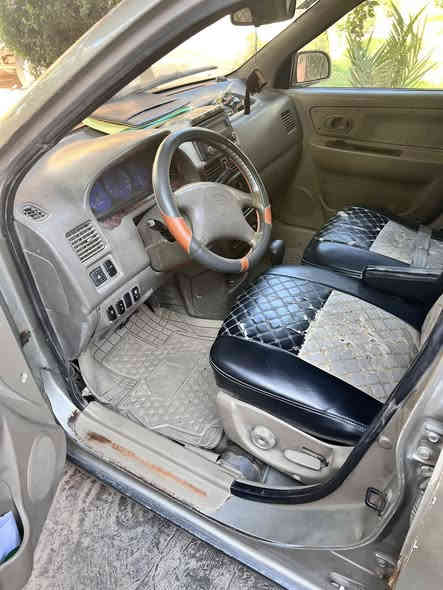 كارنز مديل 2000 سياره حلوه ومرتبه كير ومحرك كامري ابو الجف اقتصاديه السياره حلوه مال دوام سبعه راكب سياره كامله مابيه نقص  ومرتبه باسمي ورقمه بغداد انكليزي سعر 42ورقه اتصل وبيك خير وتدلل ***********
