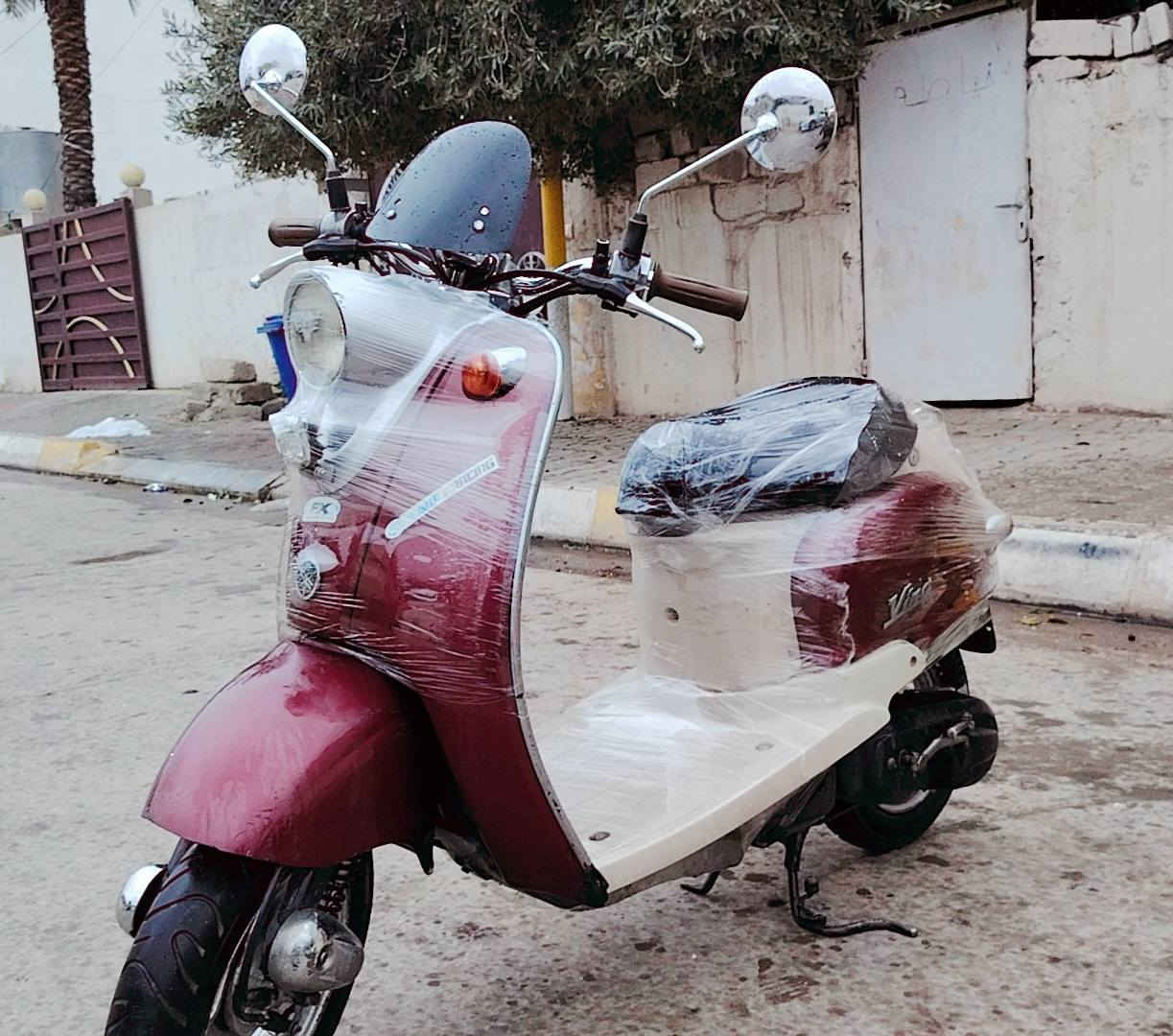 دراجة عبد الحليم للبيع شرط محرك كابرتر صالنص بلادي او سلف شغال كلش نضيف كل على بلادي سعر 500 رقم موبيلي ***********
