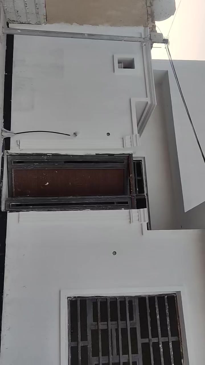 السلام عليكم بيت 100 متر بناء جديد
الموقع الناصريه الاسكان الصناعي حي المهندسين 

بناء درجه اولى تستلمه مفتاح جاهز 

نستقبل عروض الاسكان الصناعي فقط

متوفر عدنه عروض بلاسكان الصناعي 

للاستفسار واتساب ***********
