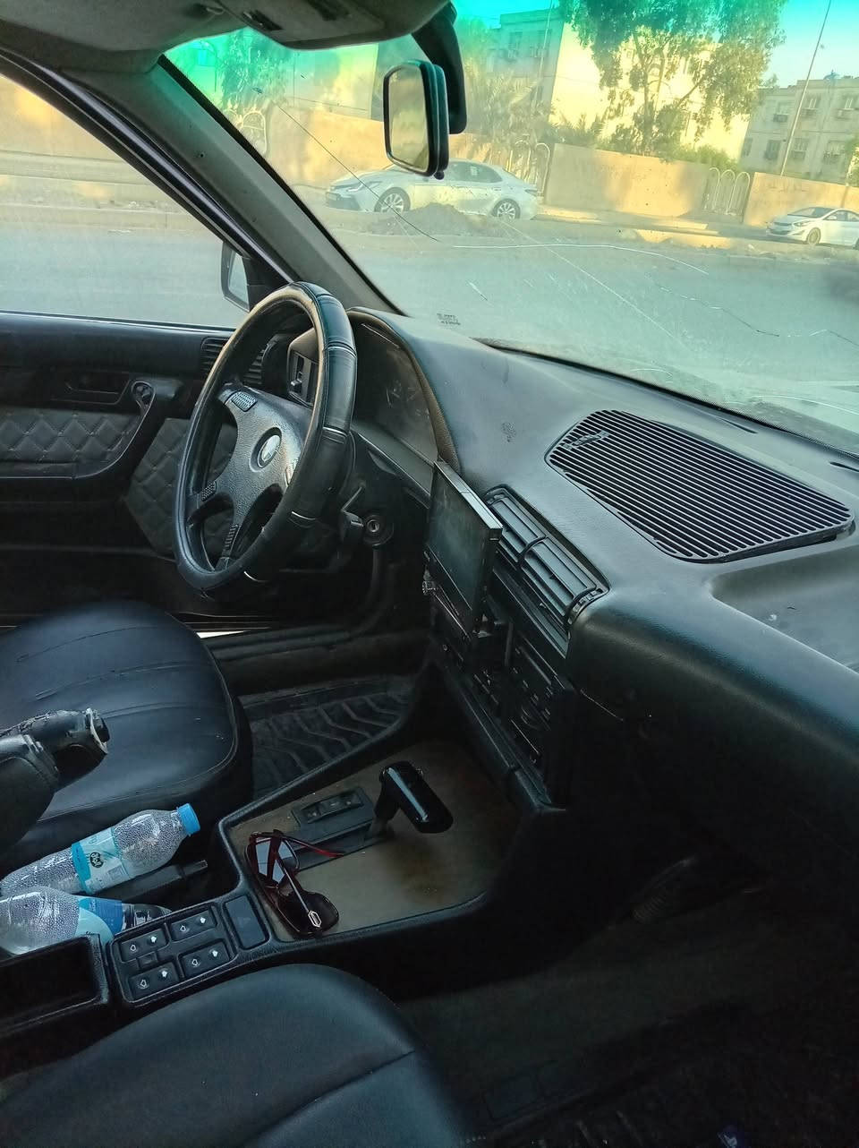 سلام عليكم
سيارهBMW  535
البيع سياره صار بيه حادث ابيع ع وضعه سياره شغالة وكلشي شارحلك بفديو اخون سياره بسمي تحويل ثاني يوم
مكان السيارة الشعب حي بساتين مدخل شقق عمار الحكيم
السعر ٣٠
***********
***********

