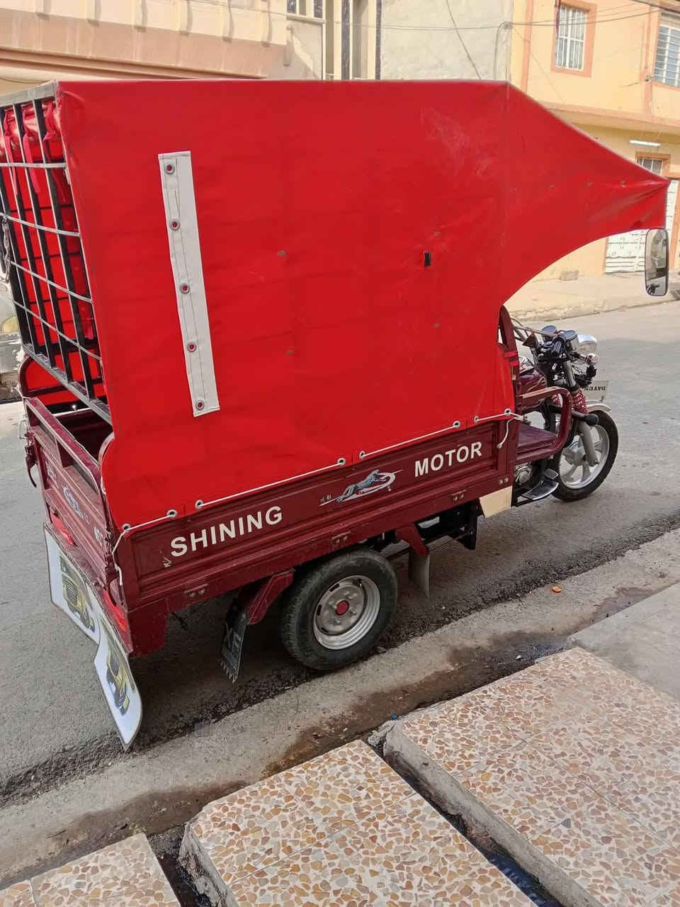 للبيع شراي يتصل على الرقم بي واتساب ***********
