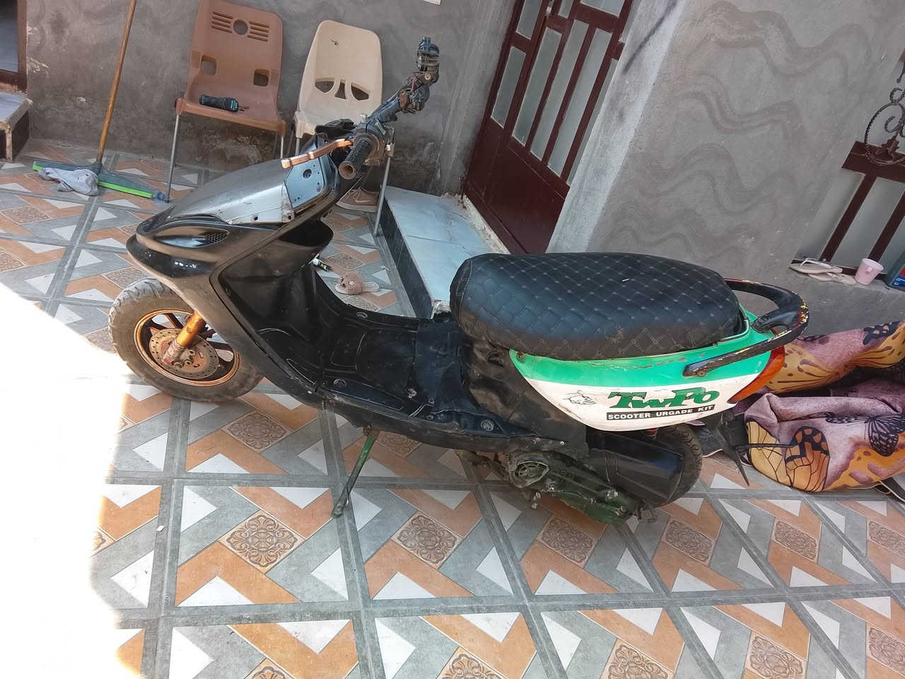 موطور للبيع محرك مامفتوح موطور رياضي ومزود نكره سلف كهربائيه كله شغله السعر 175 وبي  بسيط المكان بلدروز دور مندلي ولخاص مفتوح


**إذا كنت صاحب هذا الإعلان وتريد حذفه لأي سبب، رجاءا أرسل رسالة إلى الدعم الفني**