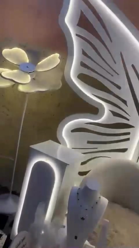 كوشات ريمه بالعروض🤭متوفر جادر ابيض مشيه زلم 
استفسار خاص او عن رقم***********
متوفر موسيقه ايضا♥️️
الألبومات عرسان واحد سبع البور  بادارة:عداي🫅
متوفر كوشات أعراس خطوبه حنه مهر  في مصور الخليج شارع الالف مقابل هاي جكن لو مندي بابا ♥️
حسب طلبكم وحسب ختياركم وحسب تغير تحبون اضافه اولا ومتوفر ملكانه 🫂♥️
بصمات خطوبه 💍💍
وكامل ملحقاتها الكوشه 
متوفر ايضا موسيقه 
كراسي عظم عاج 
ديجي
طبلات 
تصوير عرسان بااحدث الجلسات
