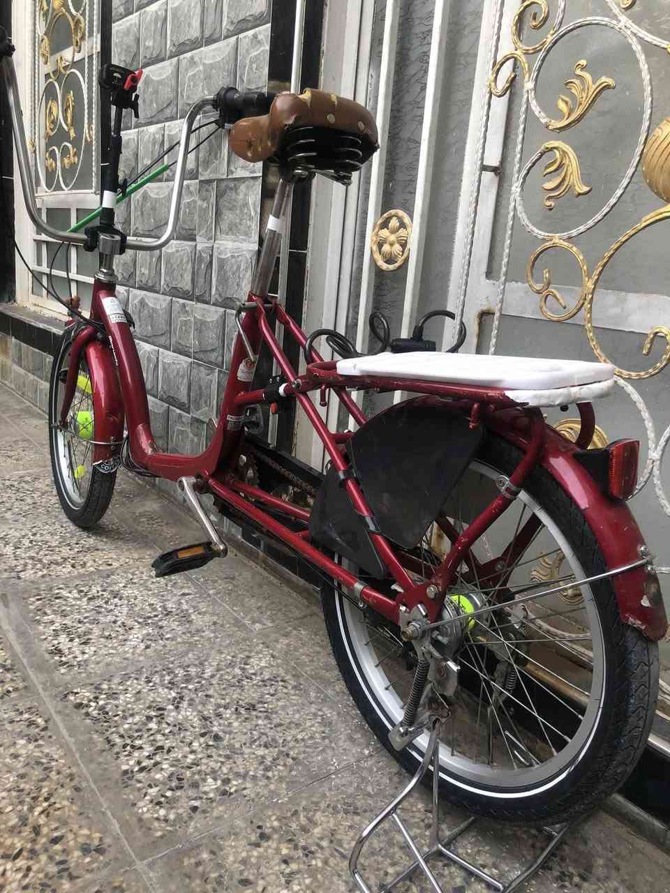 سلام عليكم باسكل برجستون سعر 150 وبي مجال العنوان العبيدي حي السفير ***********
